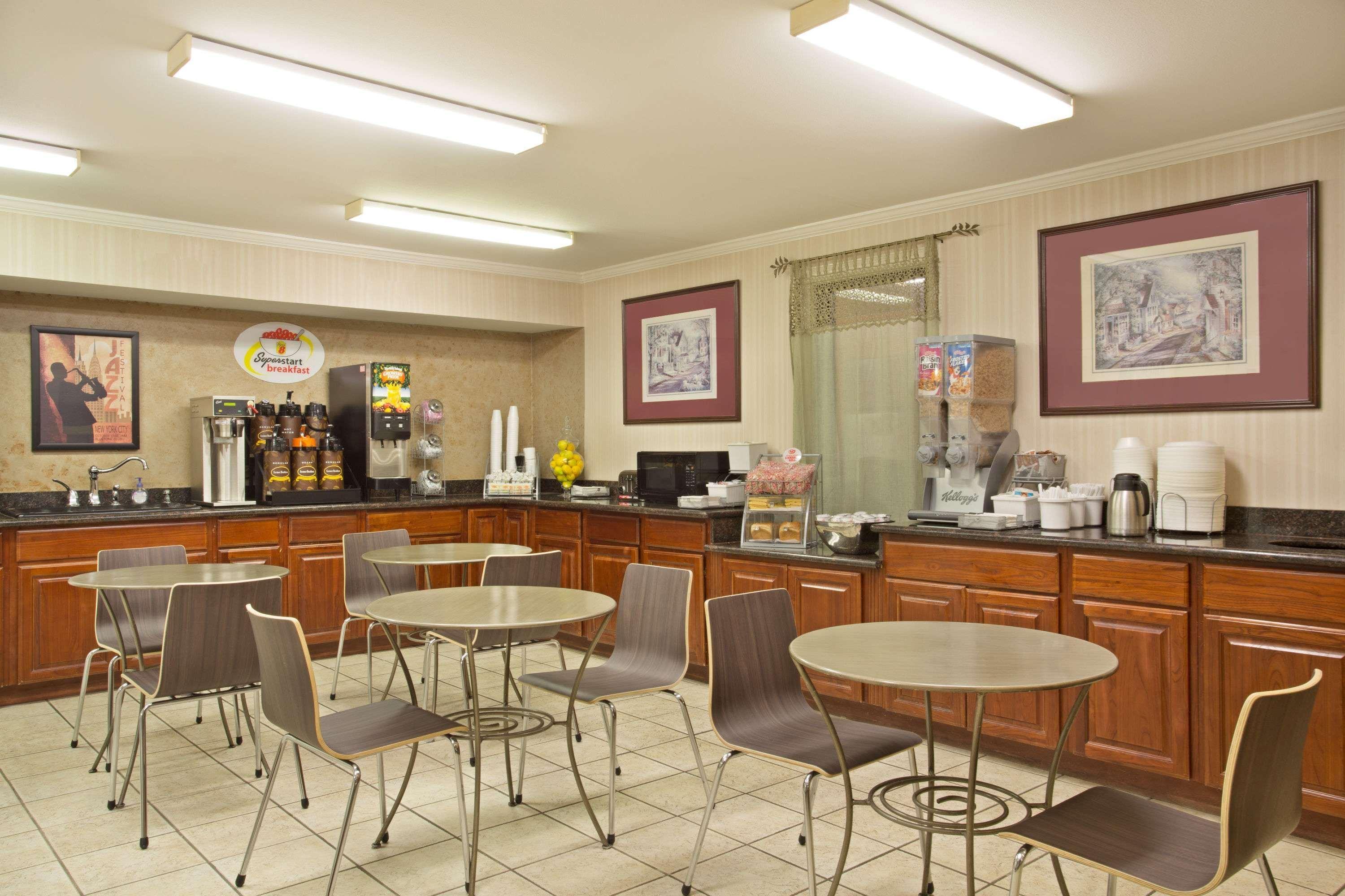 Super 8 By Wyndham Covington Hotel Buitenkant foto